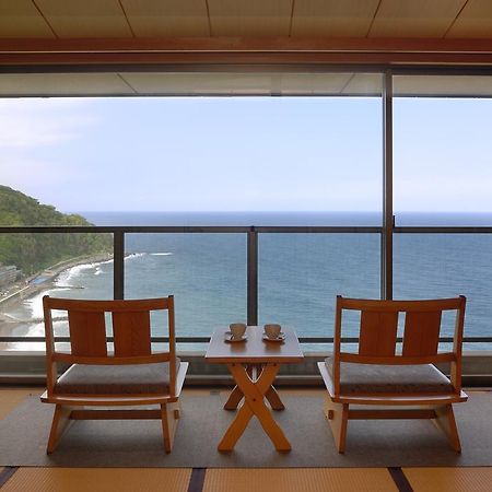 Izu Retreat By Onko Chishin Хигасиидзу Экстерьер фото