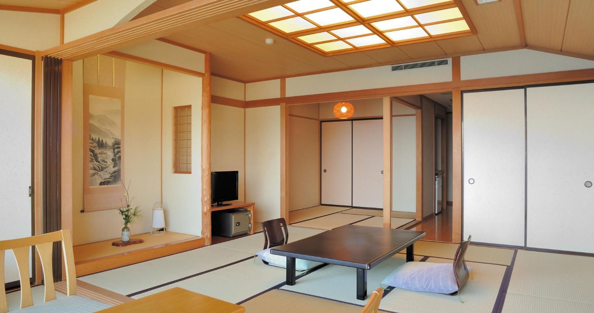 Izu Retreat By Onko Chishin Хигасиидзу Экстерьер фото