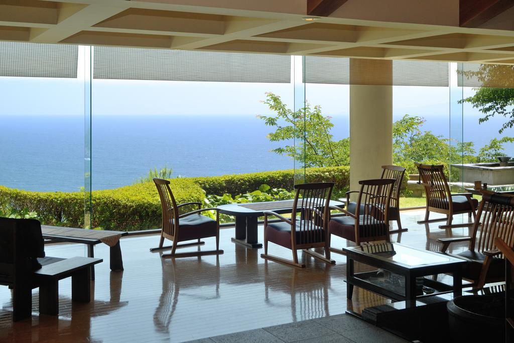 Izu Retreat By Onko Chishin Хигасиидзу Экстерьер фото